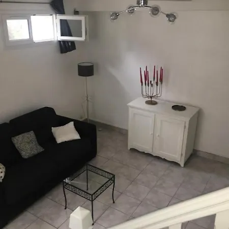 En Plein Centre De 89564 Apartment *