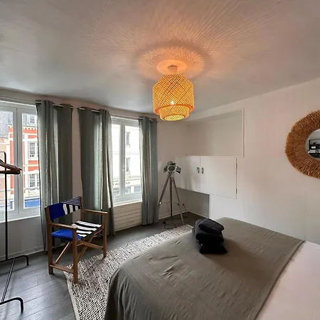 Apartment Large In Center *