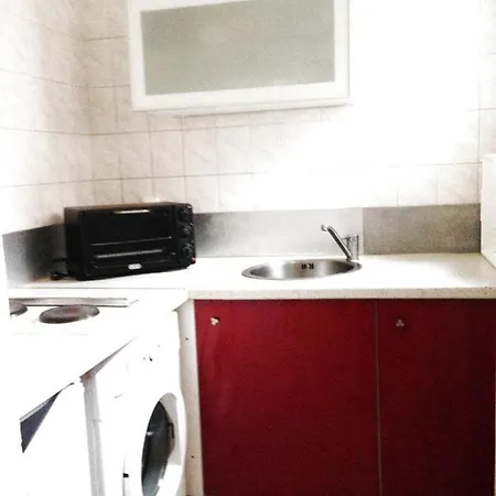 En Plein Centre De 89564 Apartment